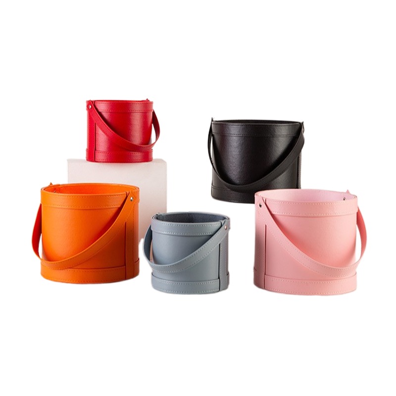Florist Supply Buckets - กล่องของขวัญทรงกลมหนังพกพา สำหรับบรรจุช่อดอกไม้ ของชำร่วยงานแต่งงาน งานเทศกาล วันหยุด ถังใส่ของหนัง